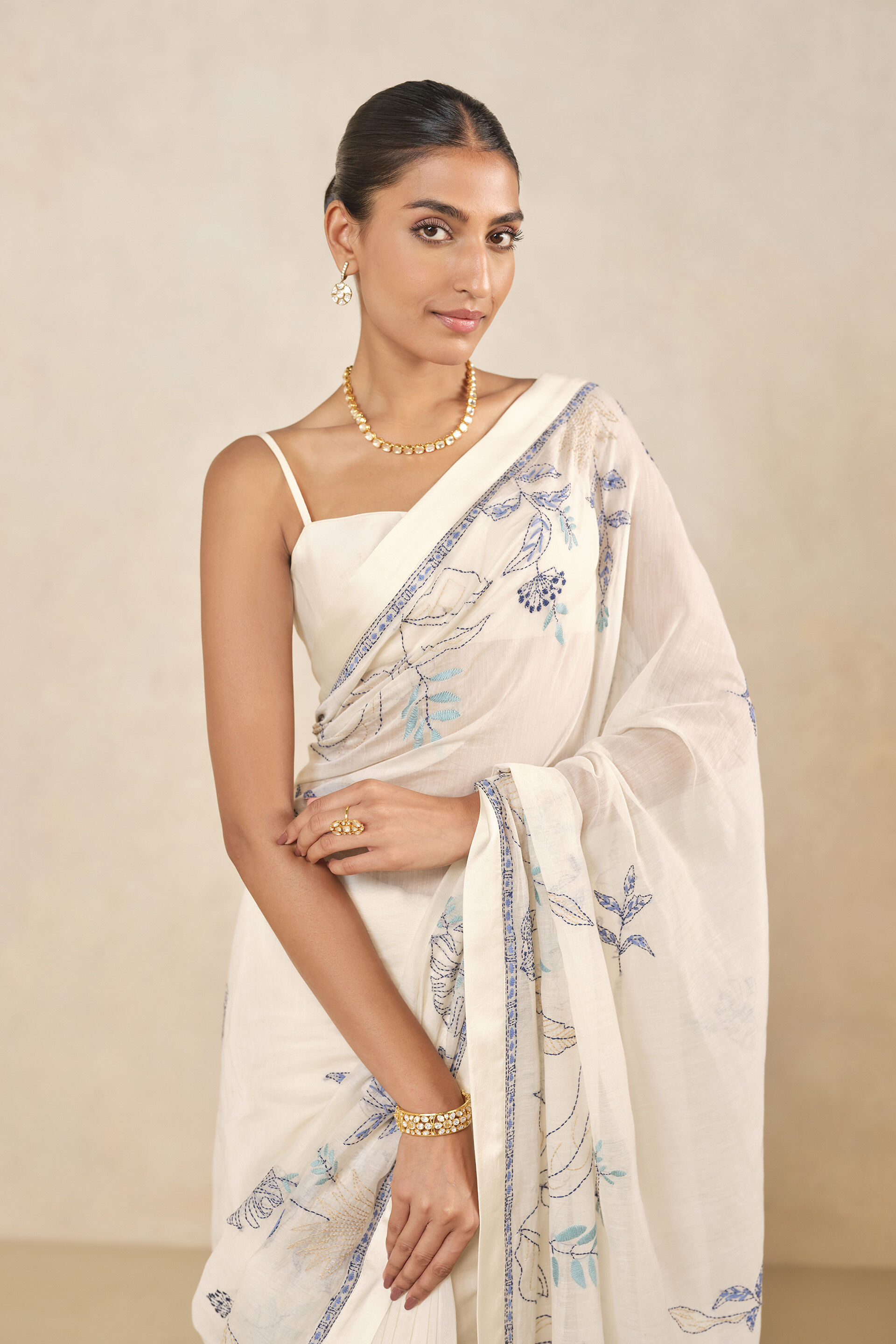 Haiku Hand-embroidered Kantha Mul Saree - White/Blue, White/Blue, image 4
